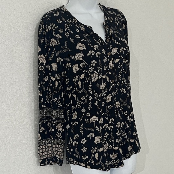 Lucky Brand Top Size S - Picture 2 of 5